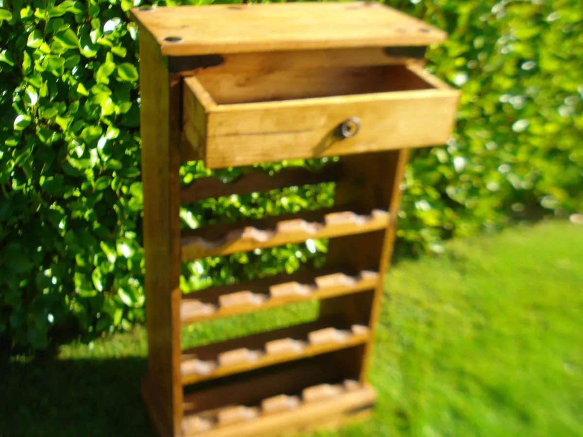 MEXICAN PINE  SMALL WINE BOTTLE/GLASS RACK. - Image 4