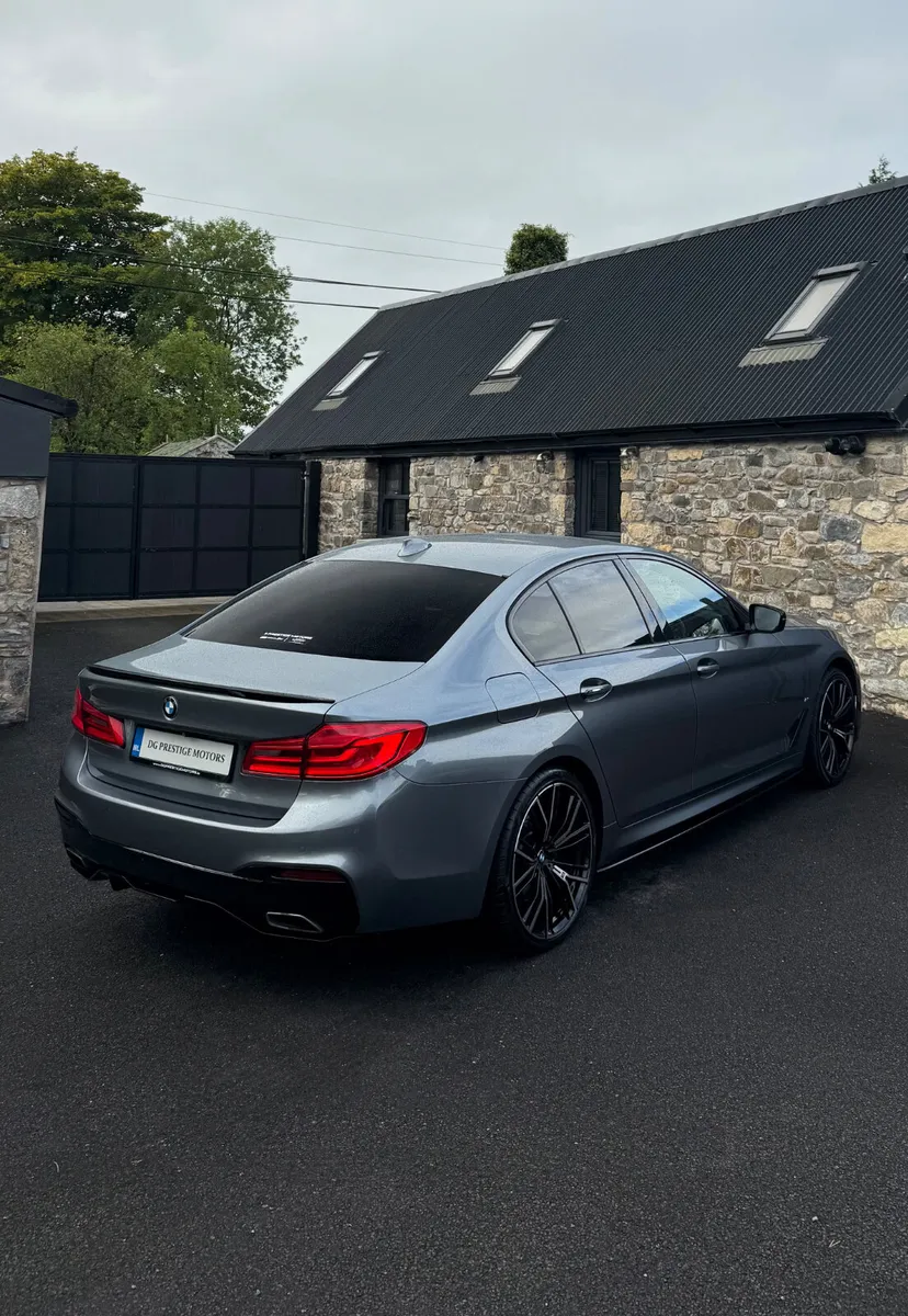 172 BMW 5 SERIES 530E M SPORT M PERFORMANCE - Image 2