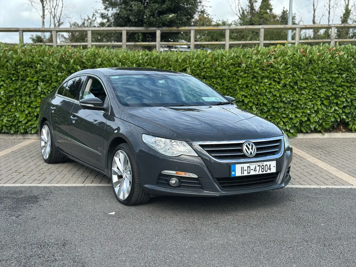 Volkswagen Passat CC 2011 - Image 1