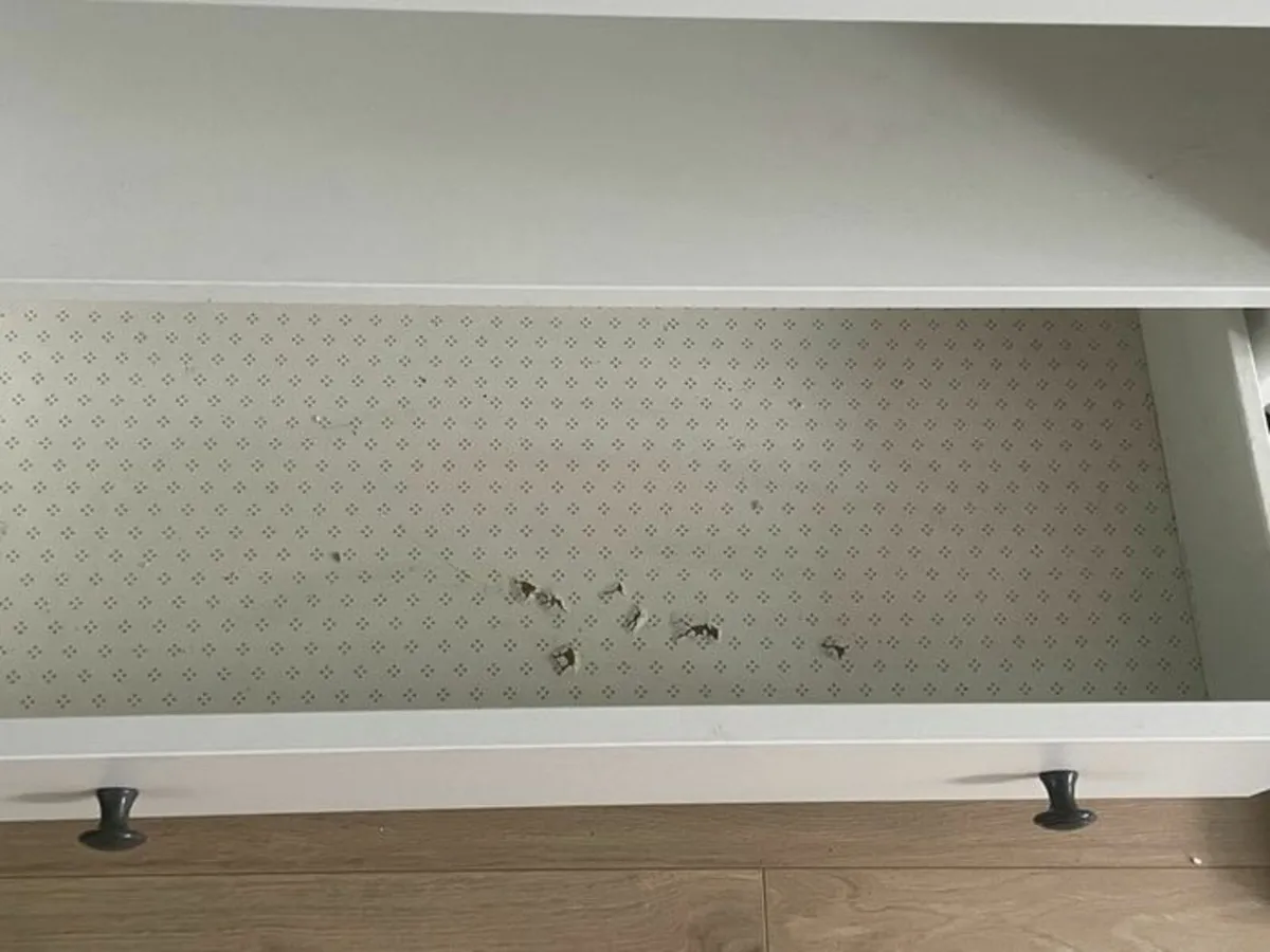 TV Stand excellent condition - Image 3
