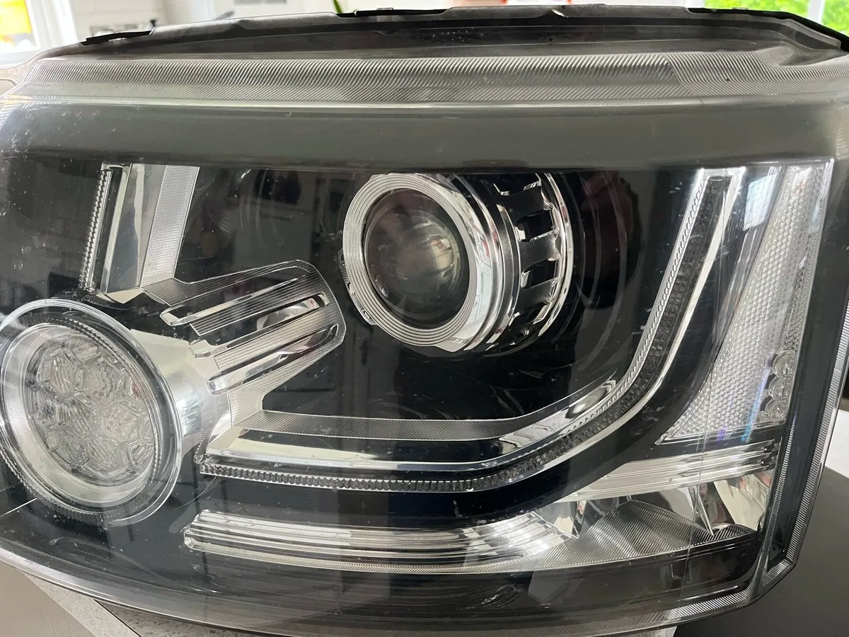 2x Discovery 4.5 xenon head lights - Image 3
