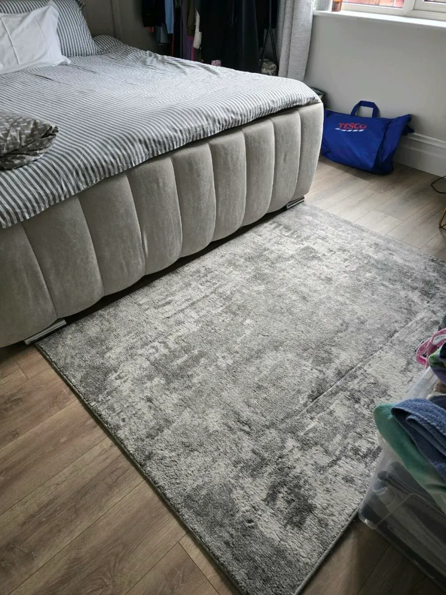 Grey / Silver Rug - Image 3