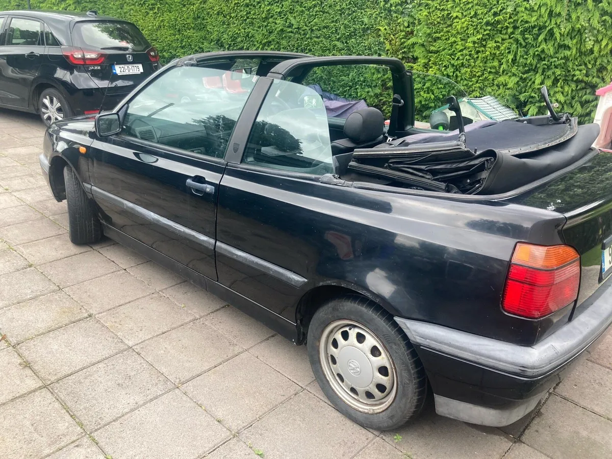 Volkswagen Golf cabriolet 1996 for sale - Image 2