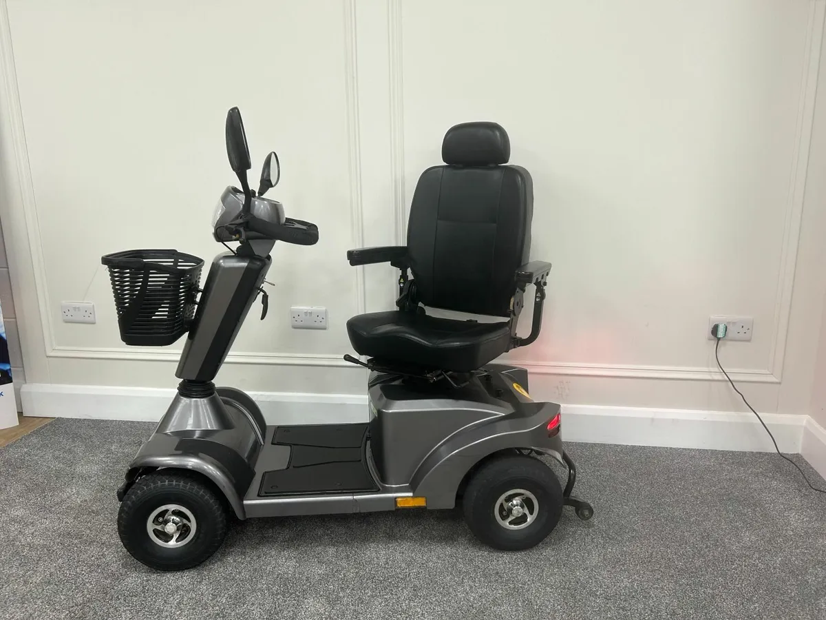 Pre-Owned Sterling S425 Mobility Scooter - Image 1