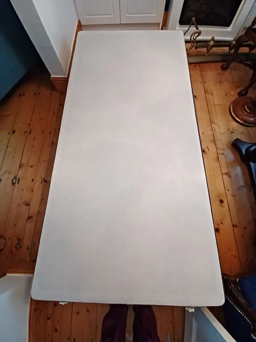 Standard single bed - Image 2