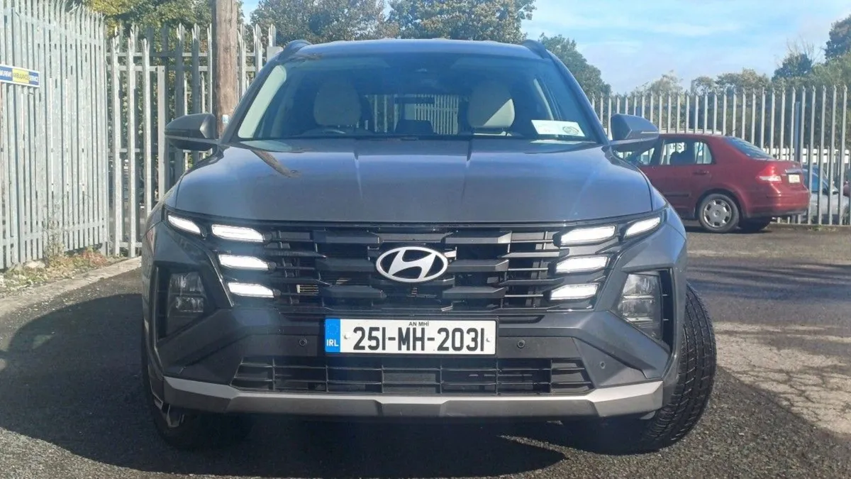 Hyundai Tucson FL 2WD Executive Phev Auto - Image 2