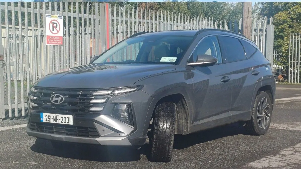 Hyundai Tucson FL 2WD Executive Phev Auto - Image 3