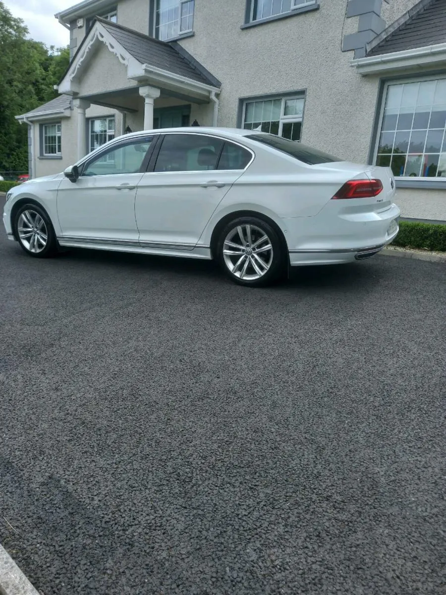 Volkswagen passat - Image 4