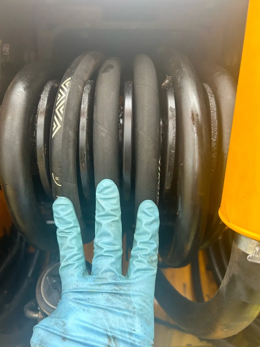 Mobile Hydraulic hose repair 0894263242 - Image 1
