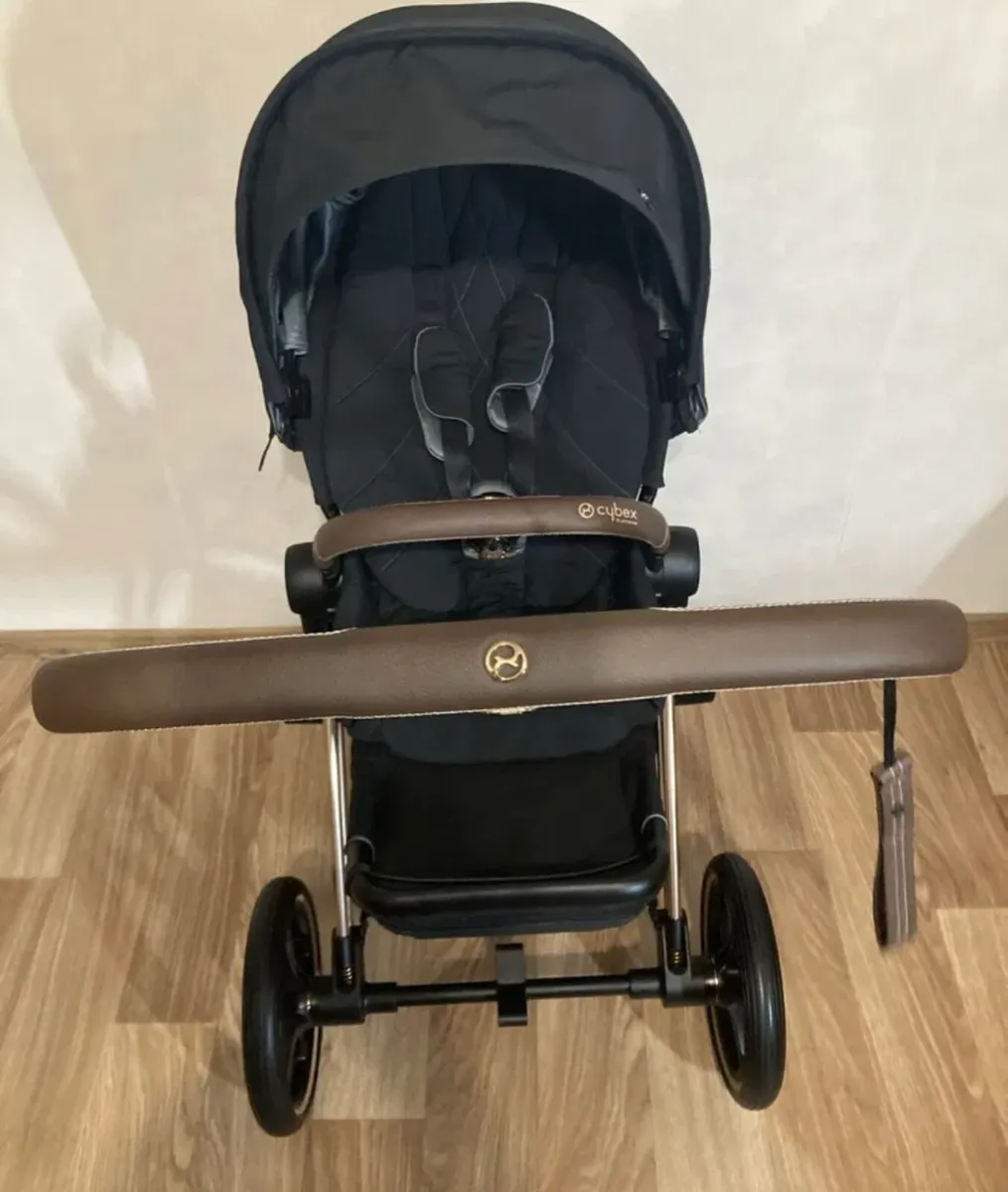 Cybex Priam 3 in 1 like new - Image 3