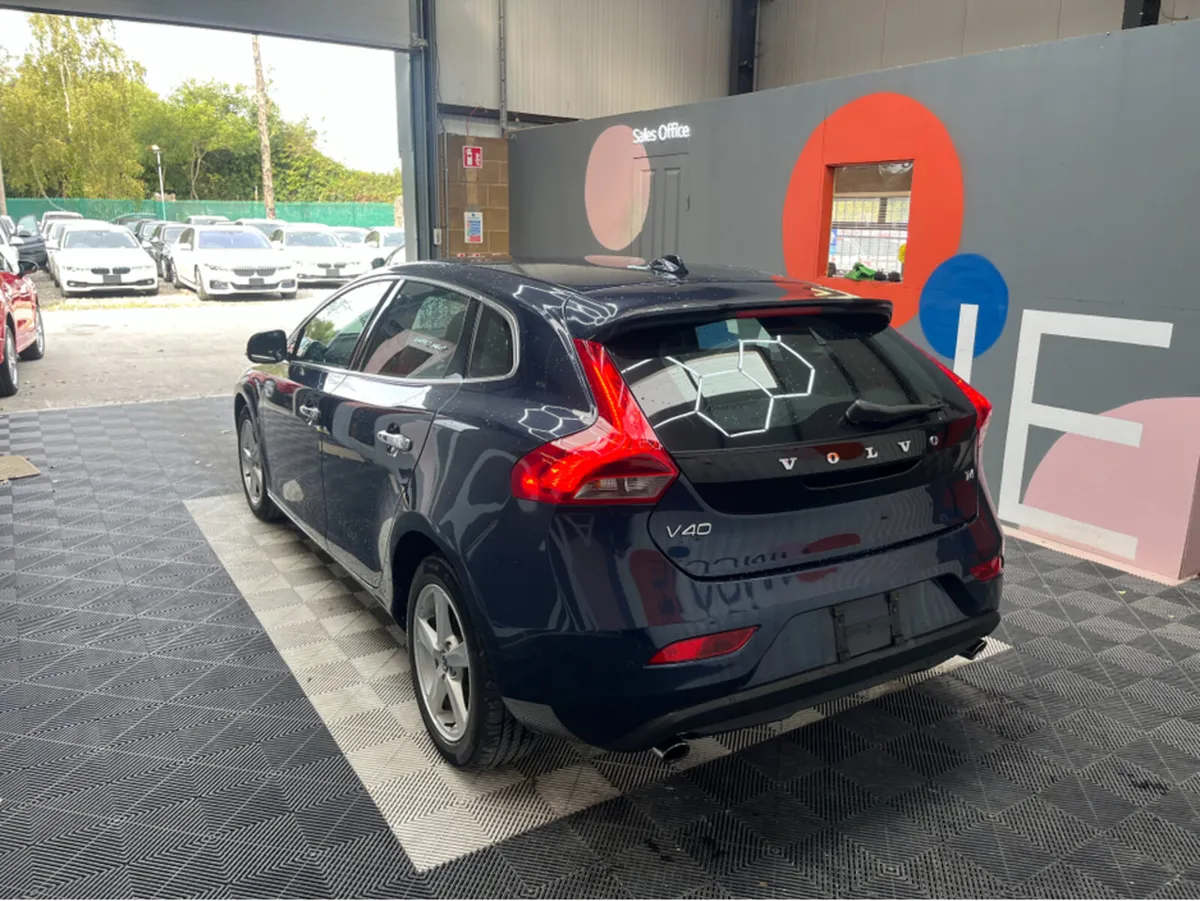 Volvo V40 €11950! 2014 VOLVO V40 AUTOMATIC 1.6L PE - Image 4