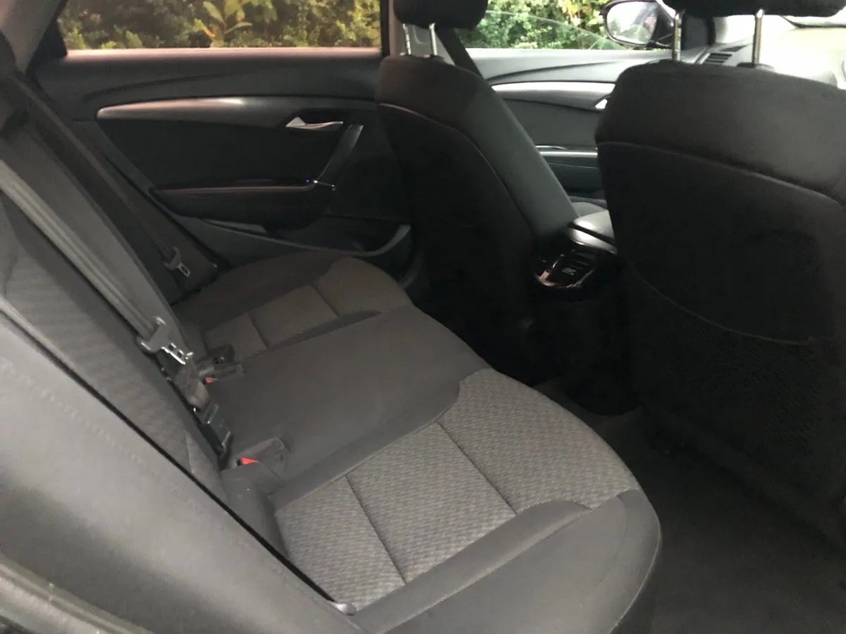 HYUNDAI I40 NCT 26 EXECUTIVE  TRIM - Image 3