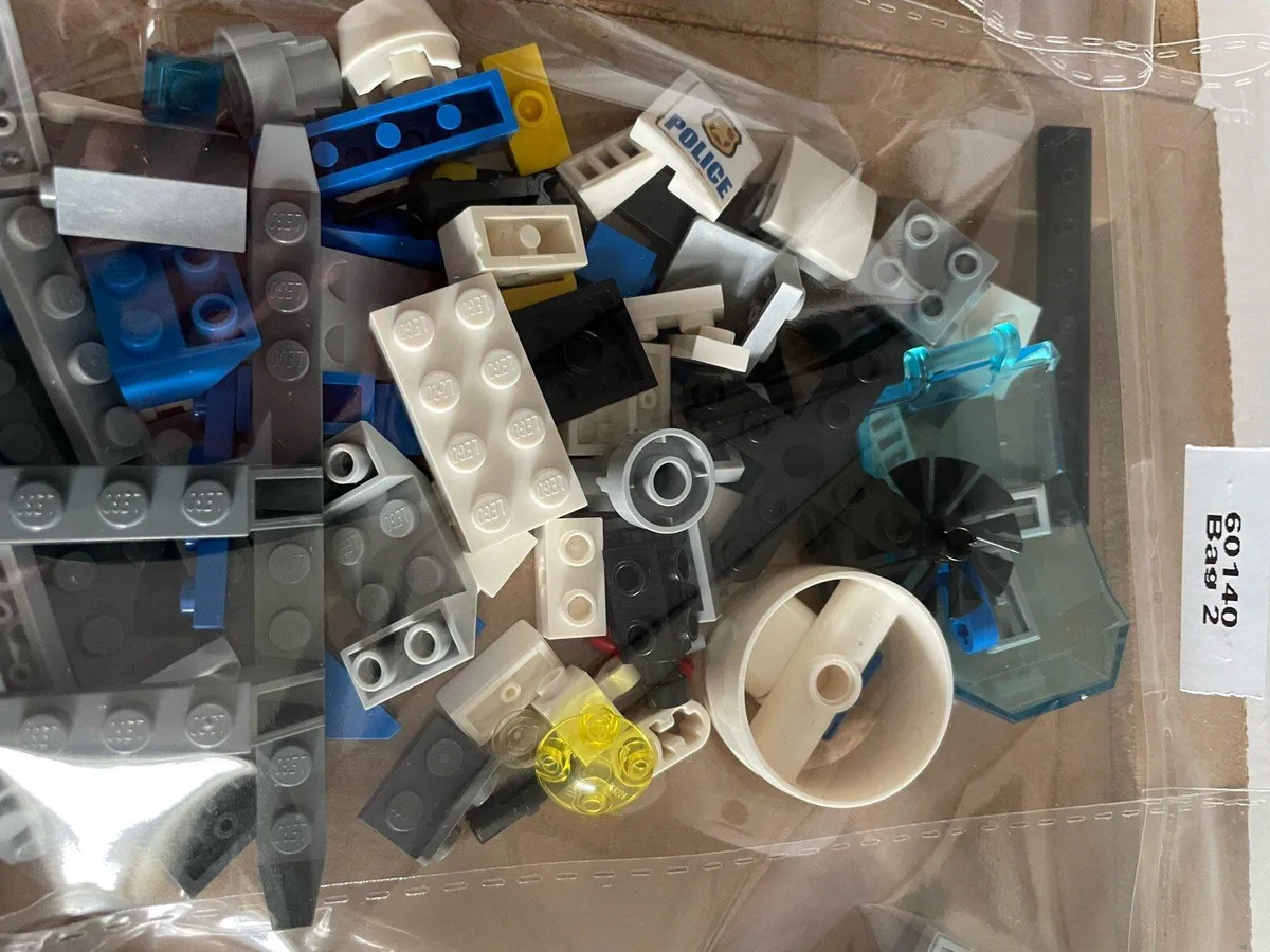 Lego city bank - Image 4