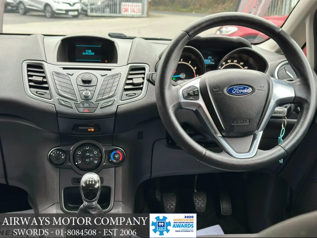 Ford Fiesta ZETEC 1.25 60PS M5 4DR - Image 3