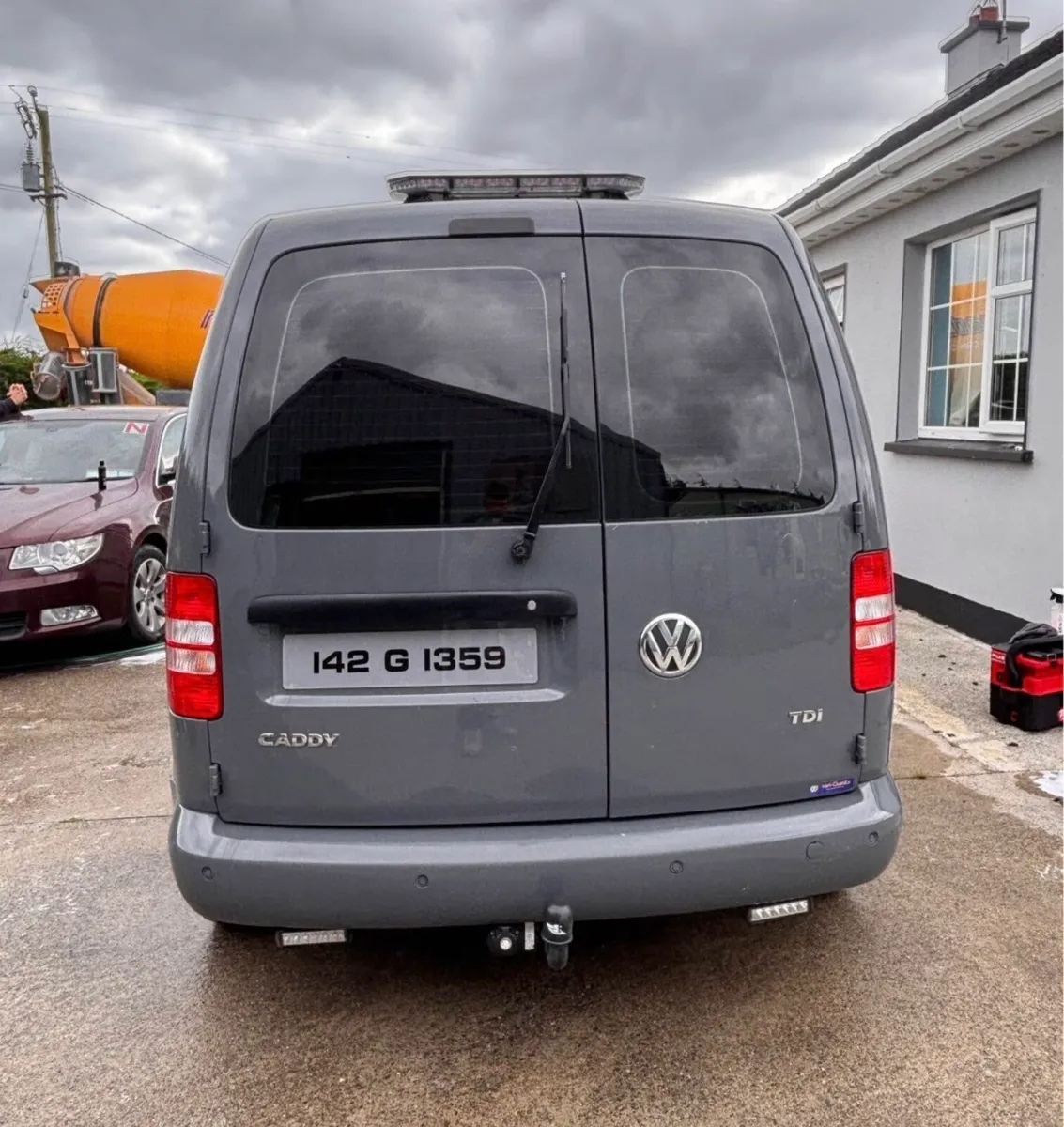 VW Caddy - Image 4