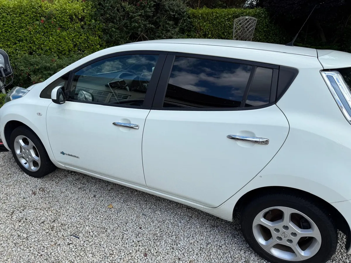 Nissan Leaf 2017 - Image 4
