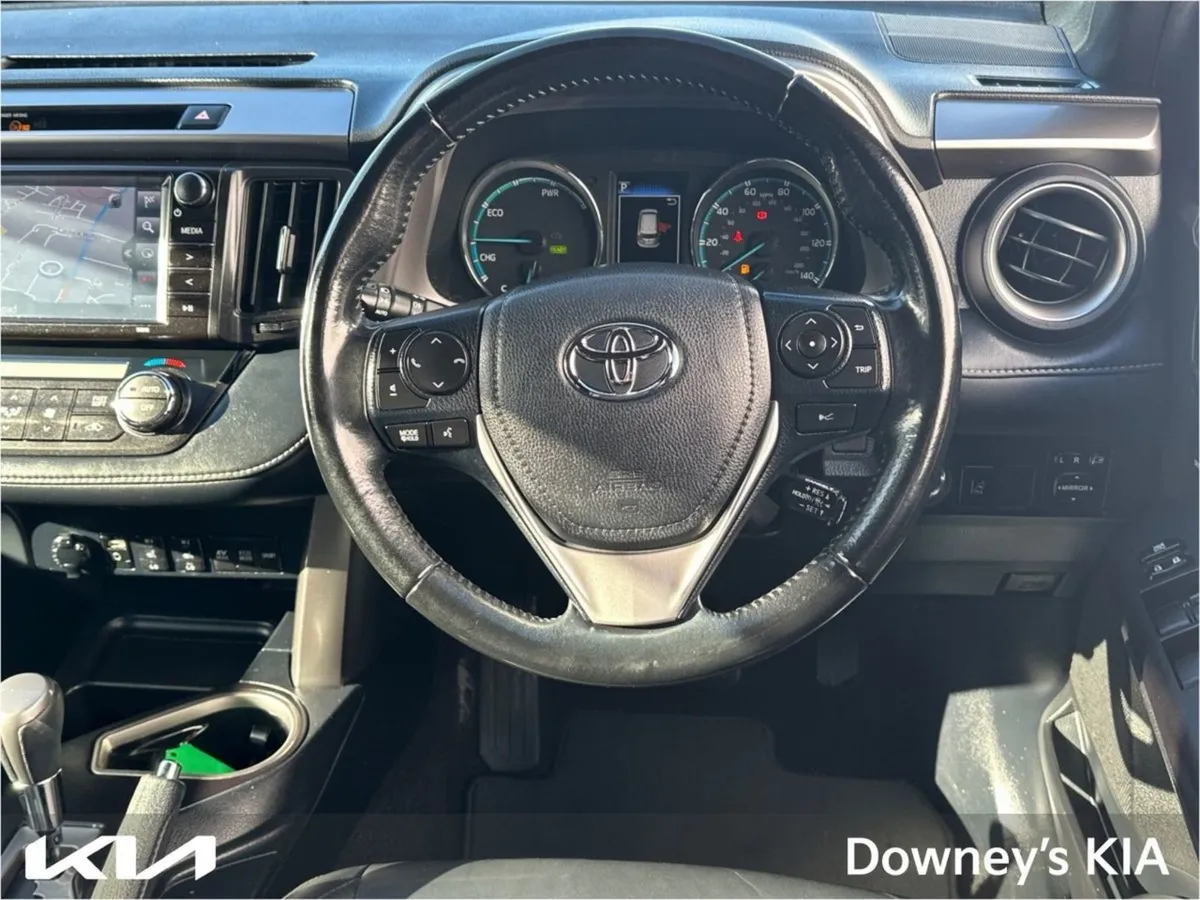 Toyota Rav4 2.5 Petrol Hybrid. - Image 4