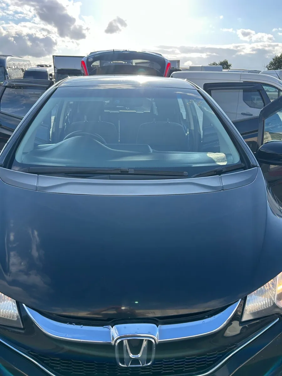 HONDA FIT - Image 1