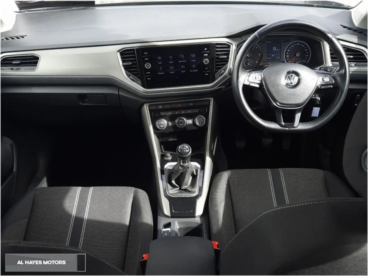Volkswagen T-Roc  1 Owner design Spec  --1.6 TDI - Image 2