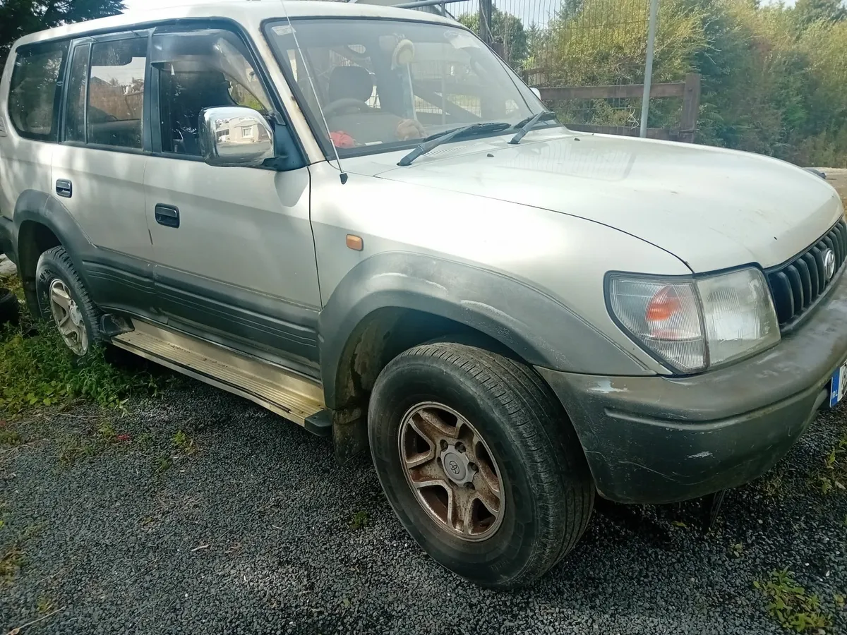 toyota  land cruiser  prado - Image 1
