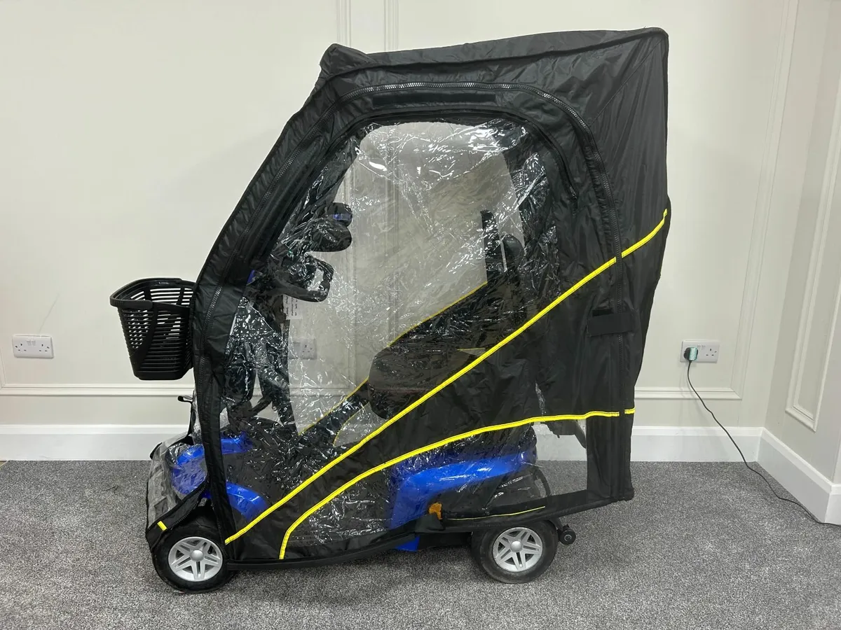 Pre-Owned Komfy 8 with Canopy Mobility Scooter - Image 4