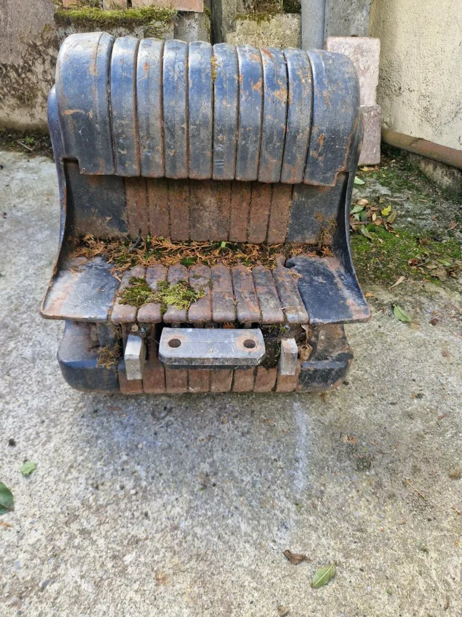 Landini weight block - Image 4