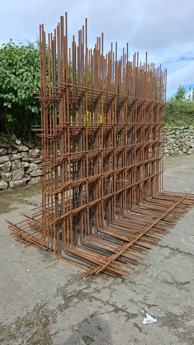 Reinforcing steel for 3 bay tank