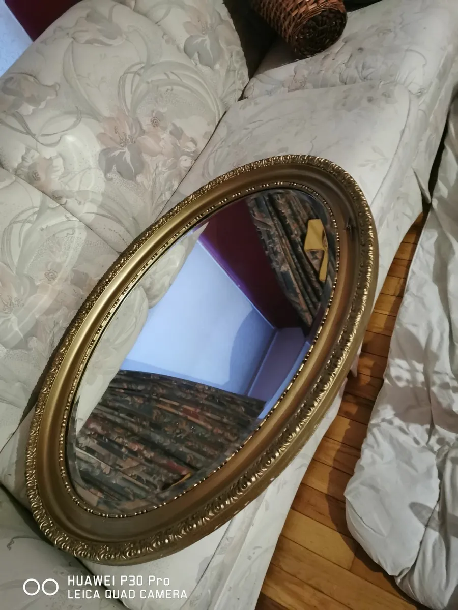 Oval Mirror