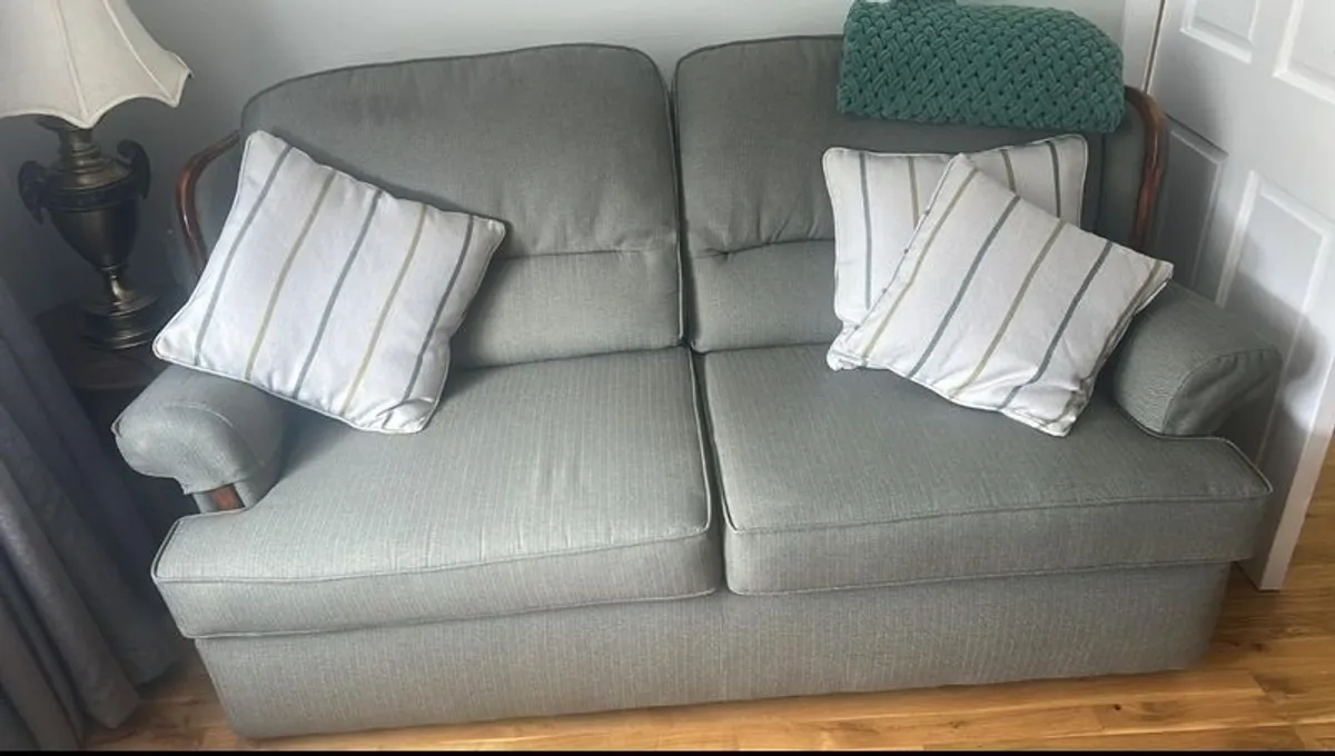 3 seater & 2 seater - Image 1