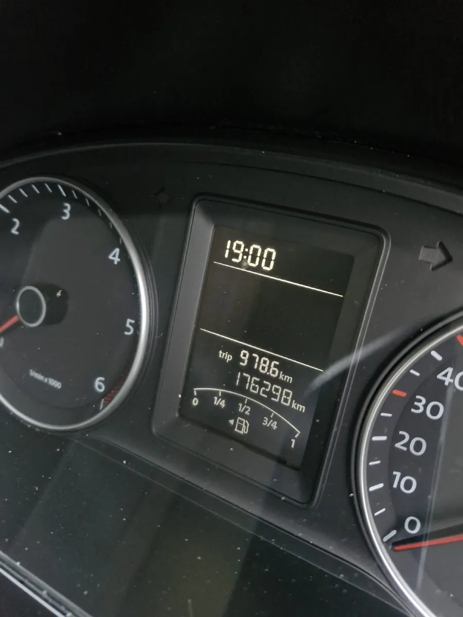 Volkswagen Transporter 2011 - Image 3