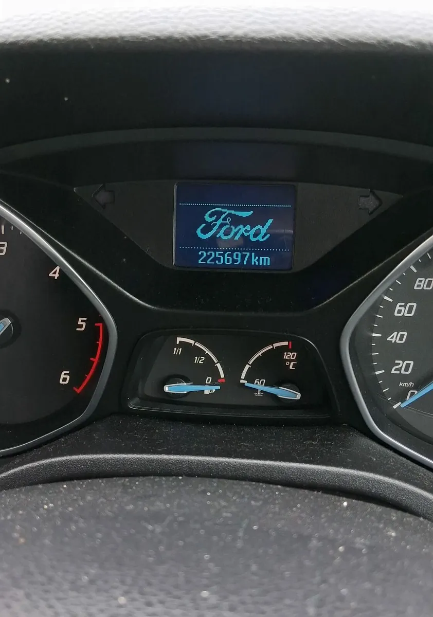 12 Ford Focus - Image 4