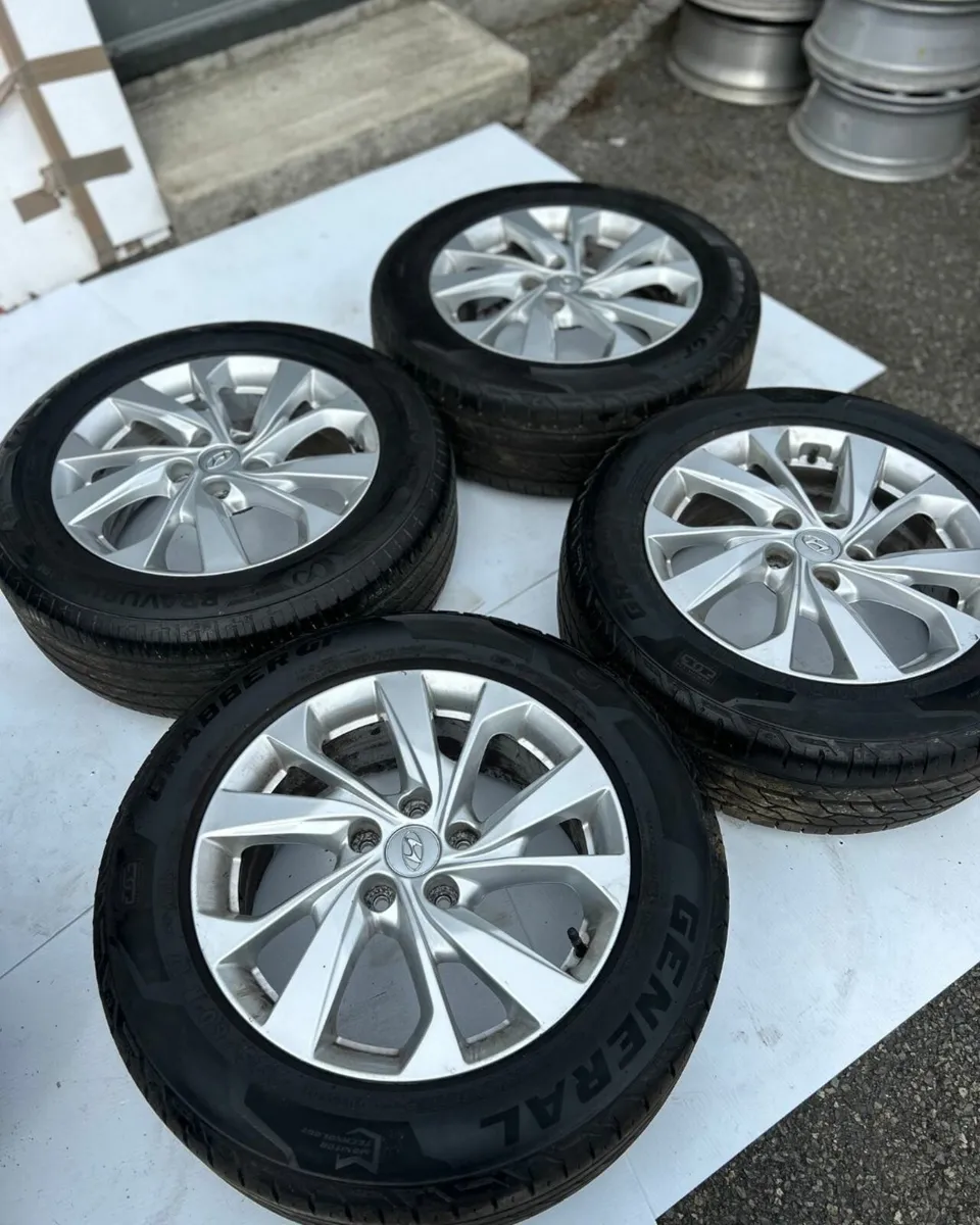 Bundle Selection of Alloys & wheels - Image 1