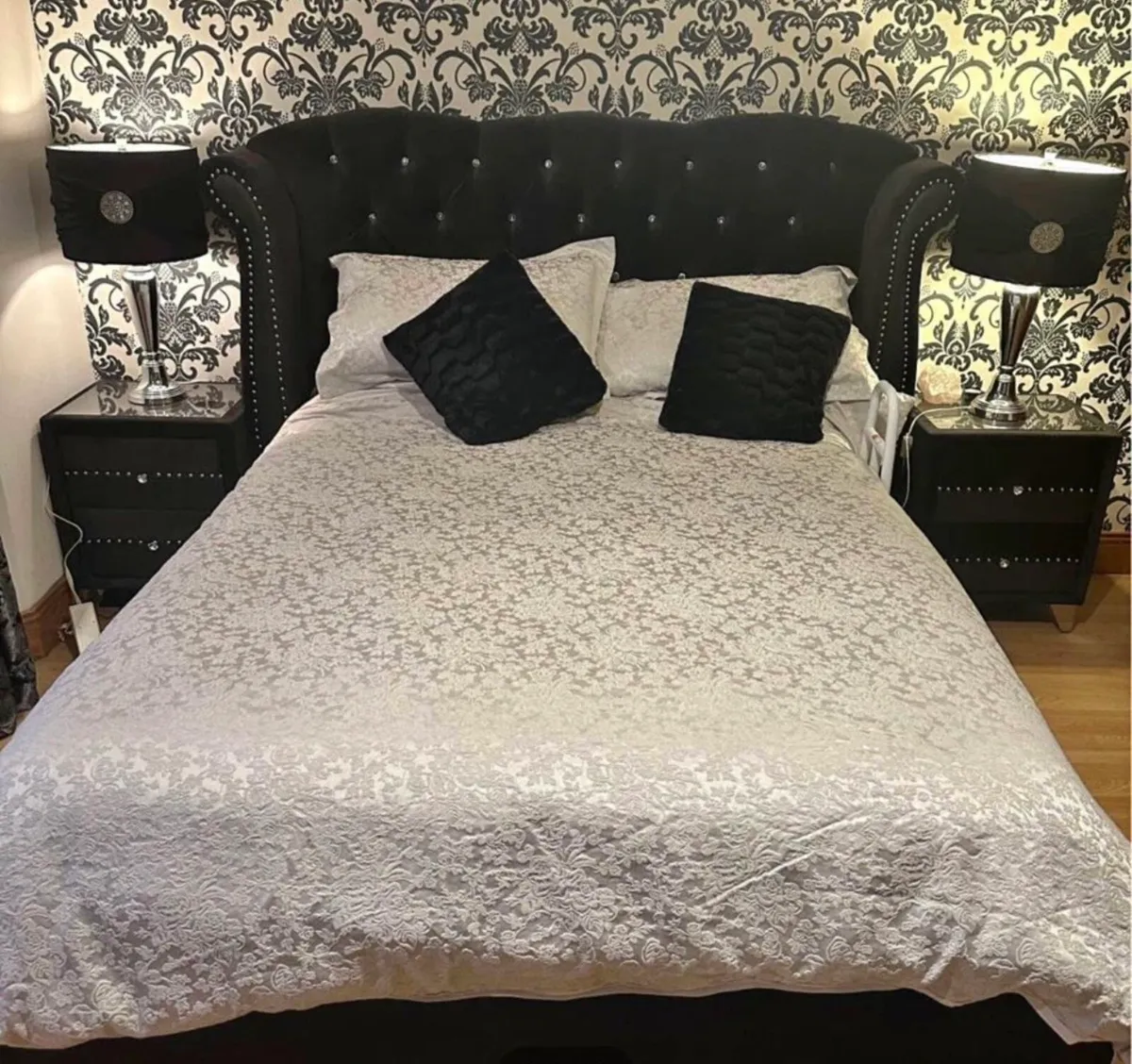 velvet king size bed