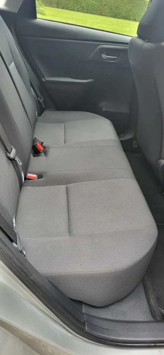 Toyota Auris 2015 - Image 4