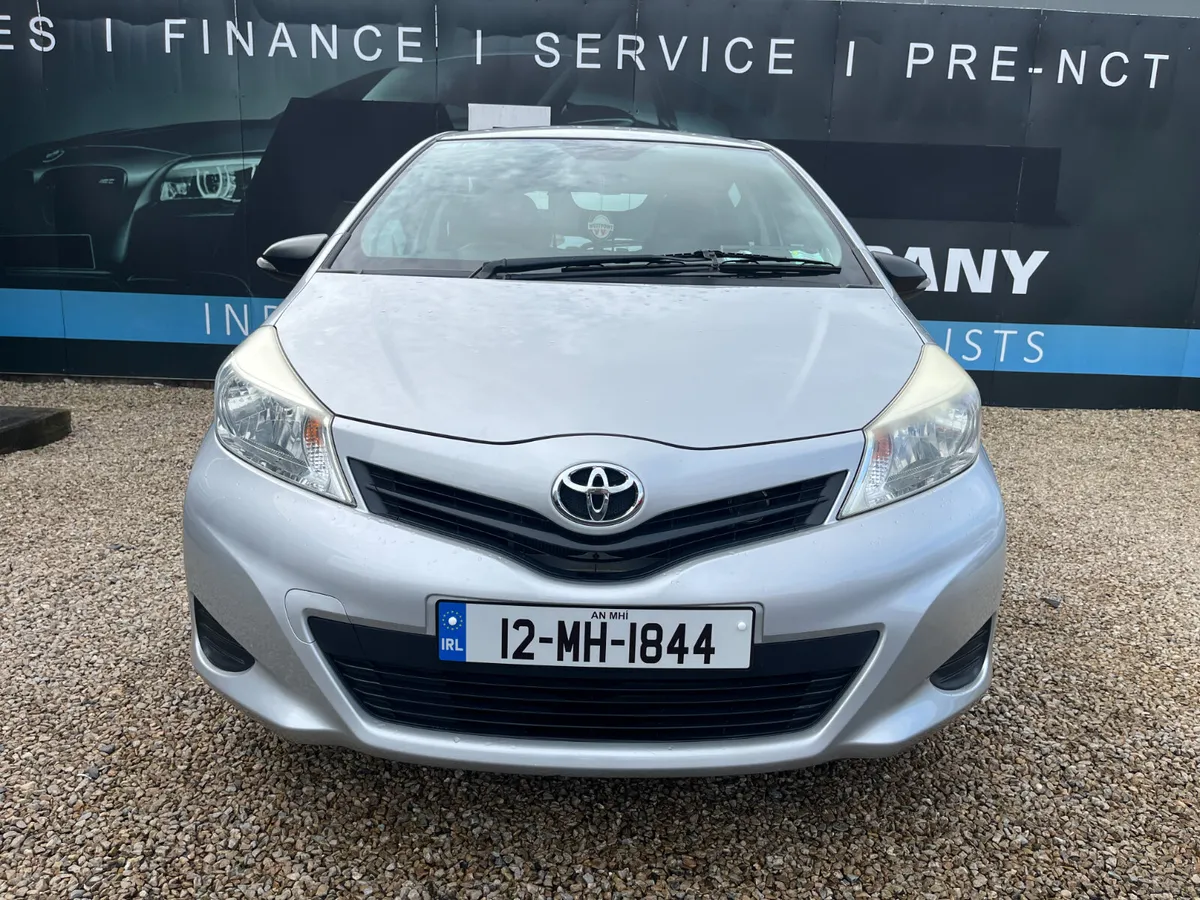 TOYOTA YARIS, 2012, VERY LOW KMS, NCT AND TAX - Image 2