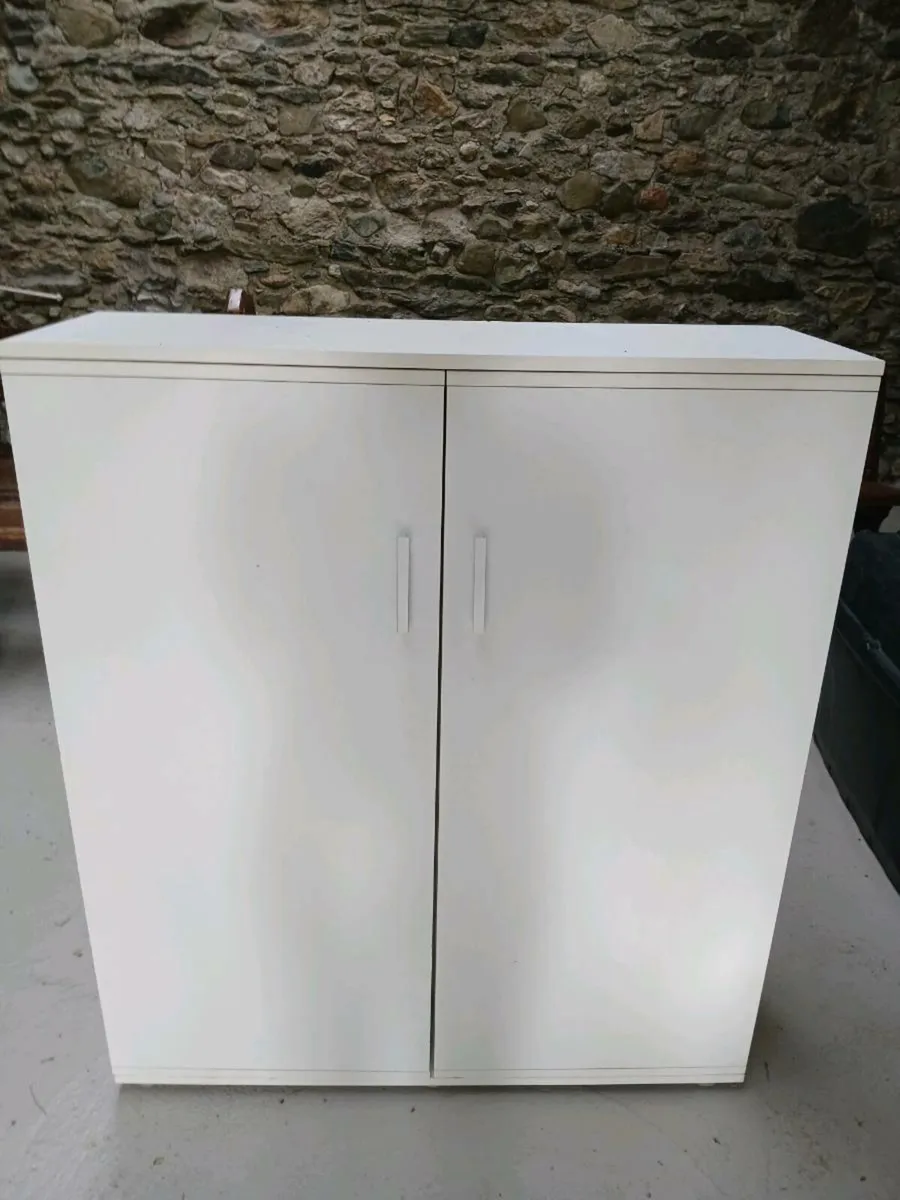 Shoe storage - Image 1