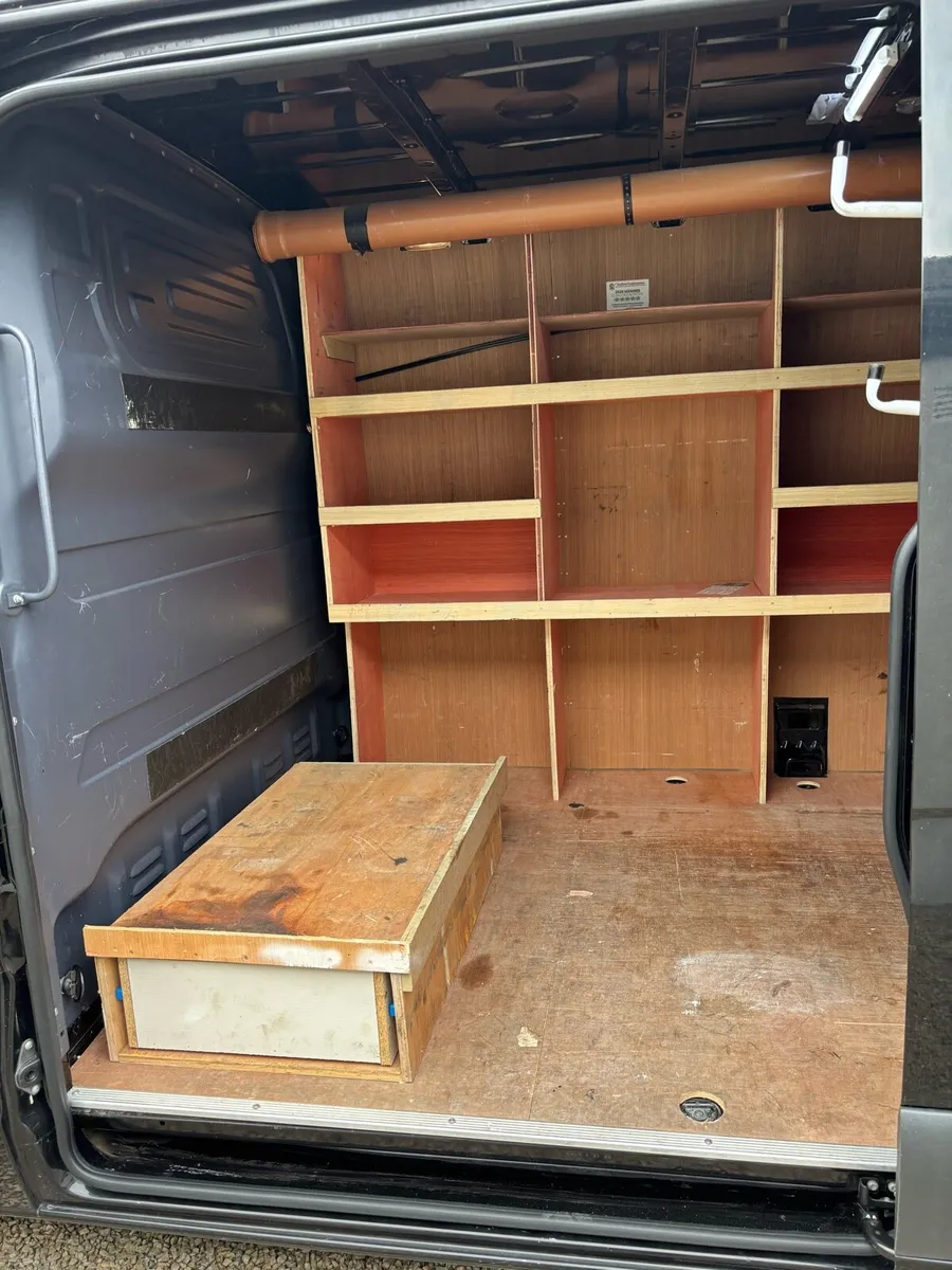 Van shelving - Image 2