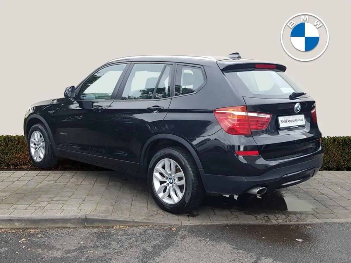 BMW X3 Sdrive18d SE - Image 2