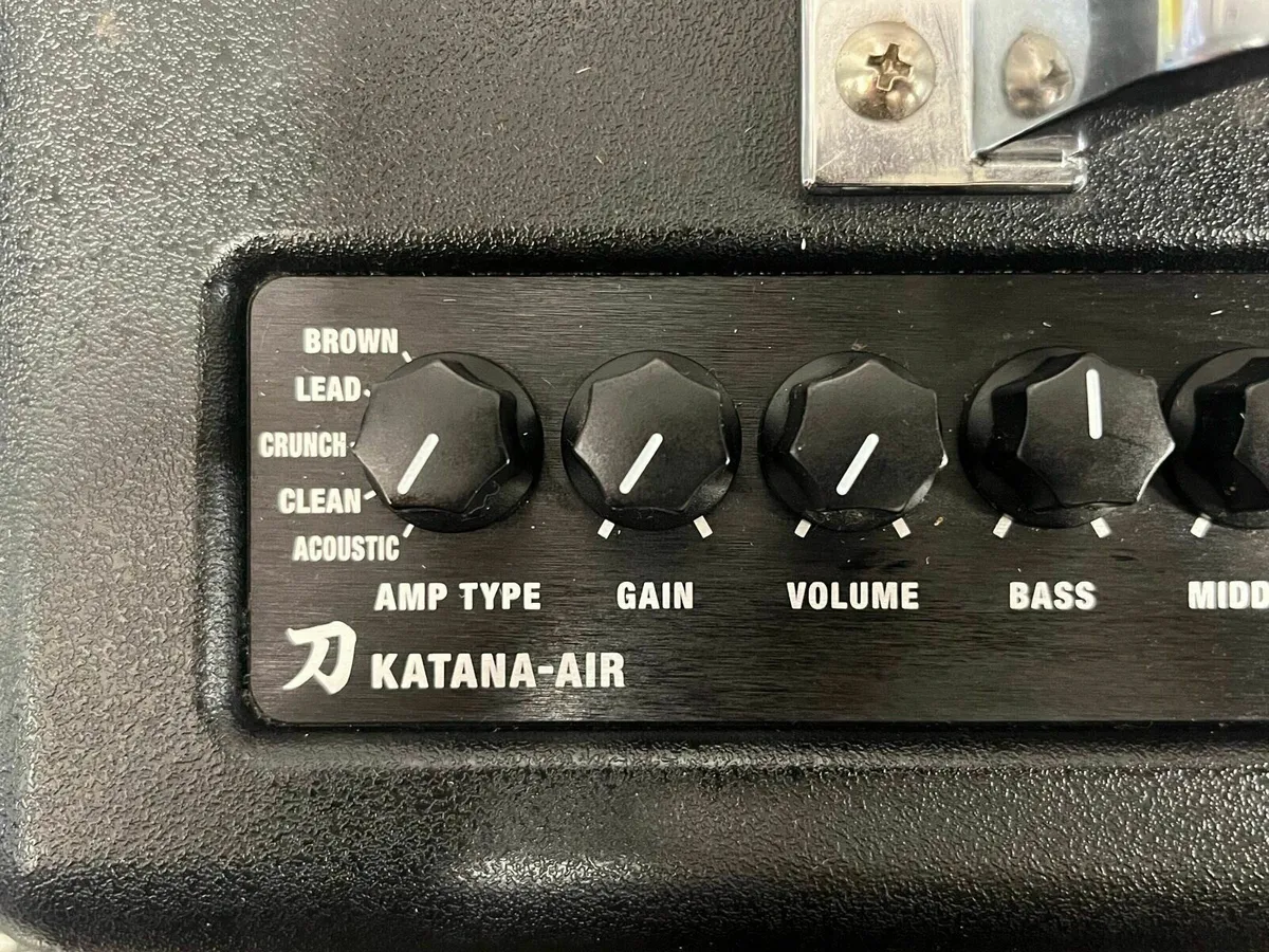 Boss Katana Air - Image 3