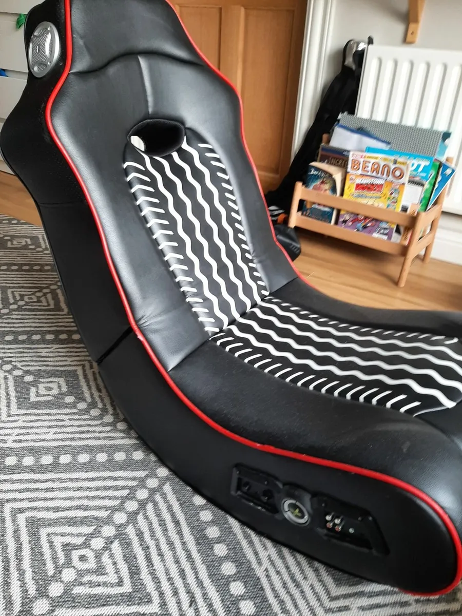 Rocker gaming chair - Image 3