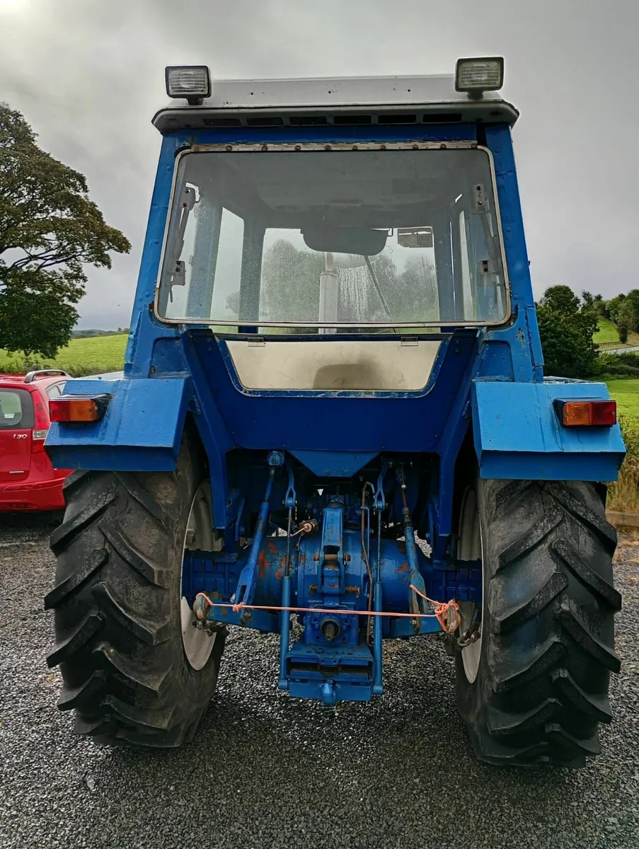 Ford 4600 Tractor - Image 2