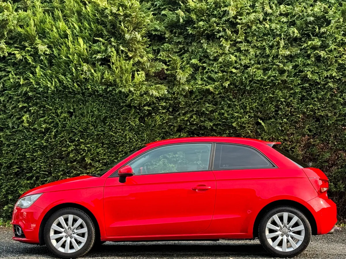 🌟 Audi A1 1.4 TFSI Sportback S-Tronic 2015🌟 - Image 2