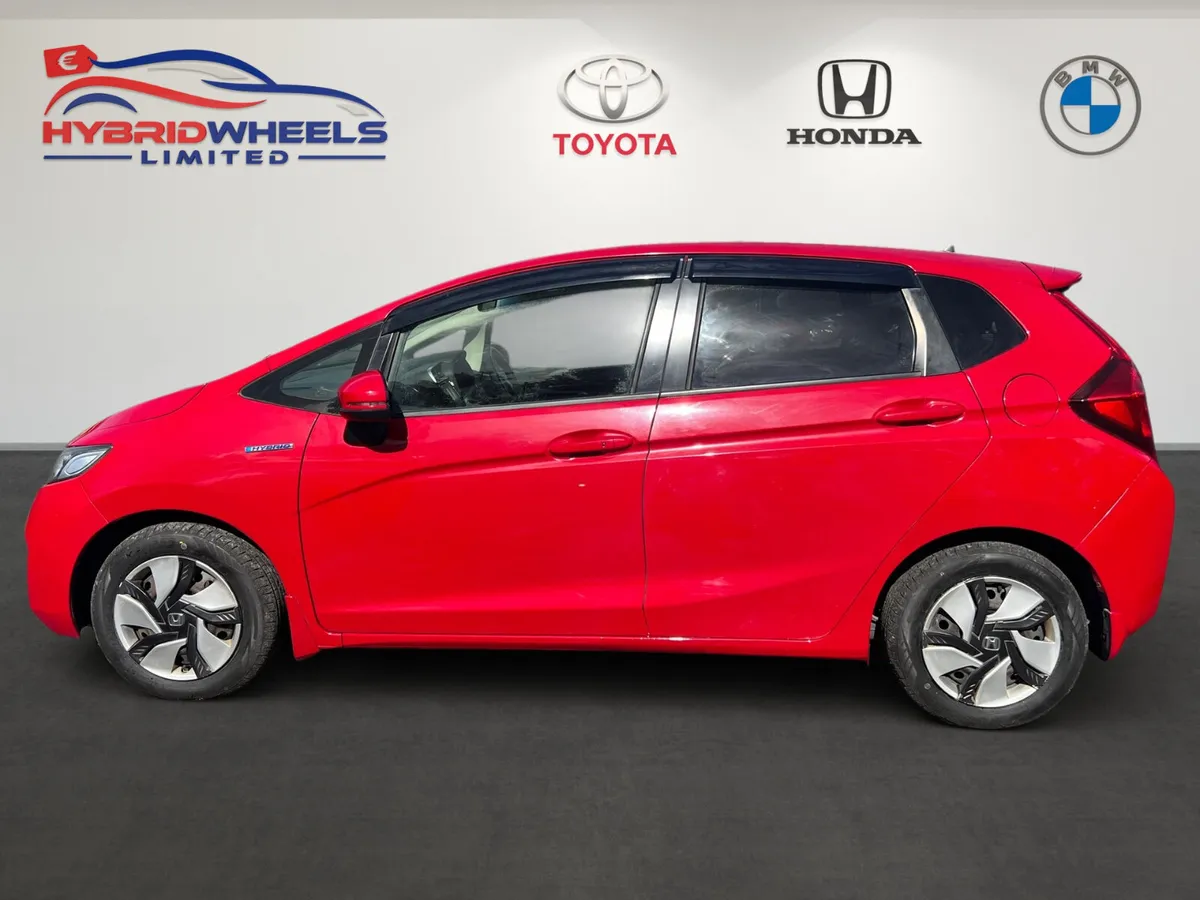 Honda Fit 2014 Low Mileage - Image 3