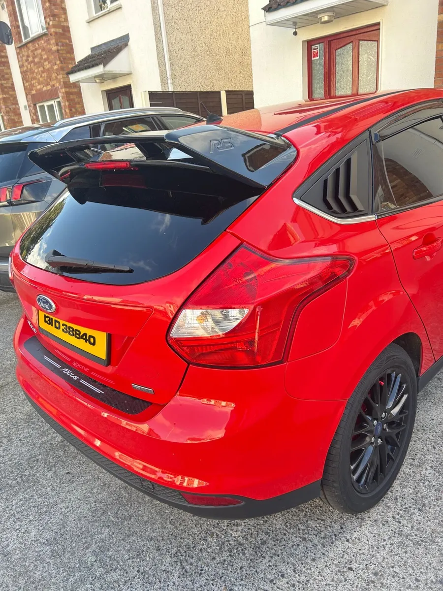 Ford Focus 2013 - Image 2