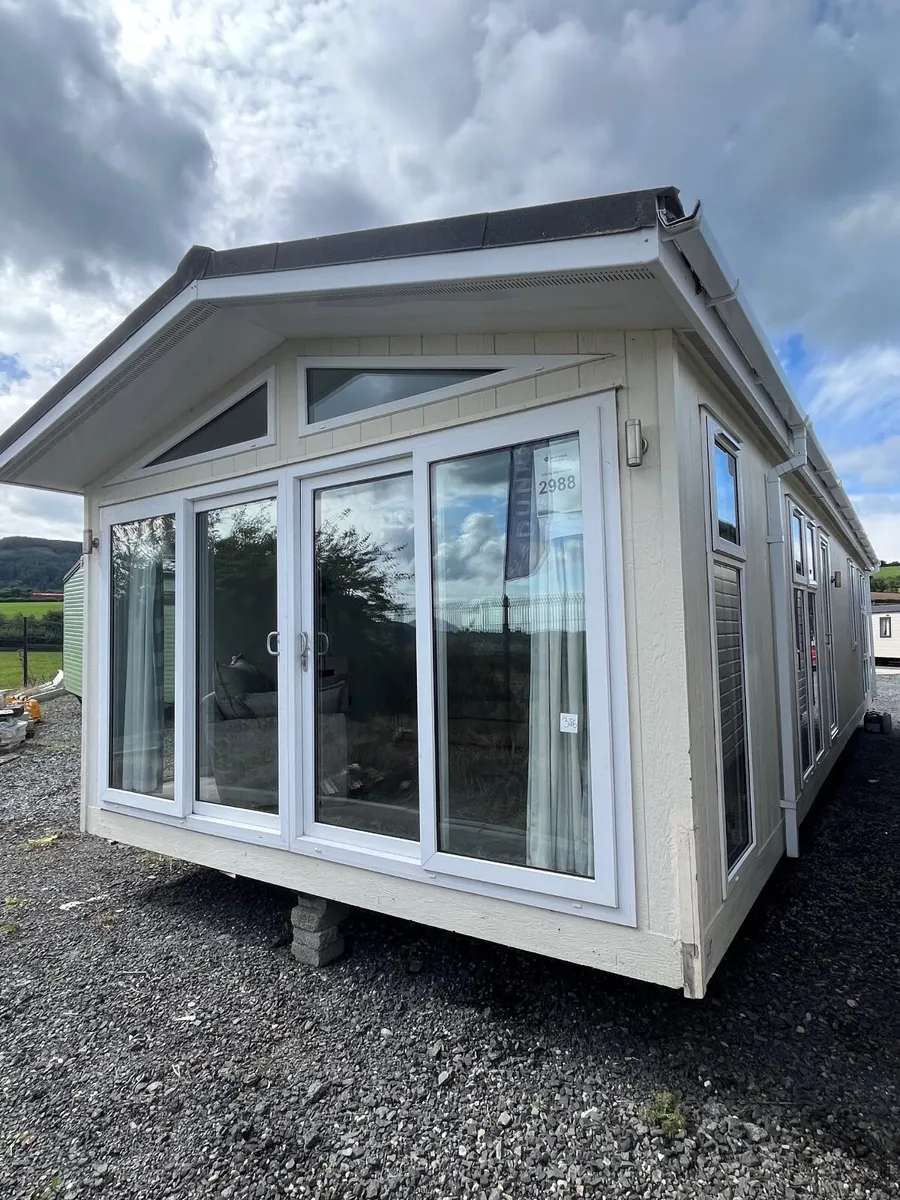Mobile home lodges for sale off site - Image 1