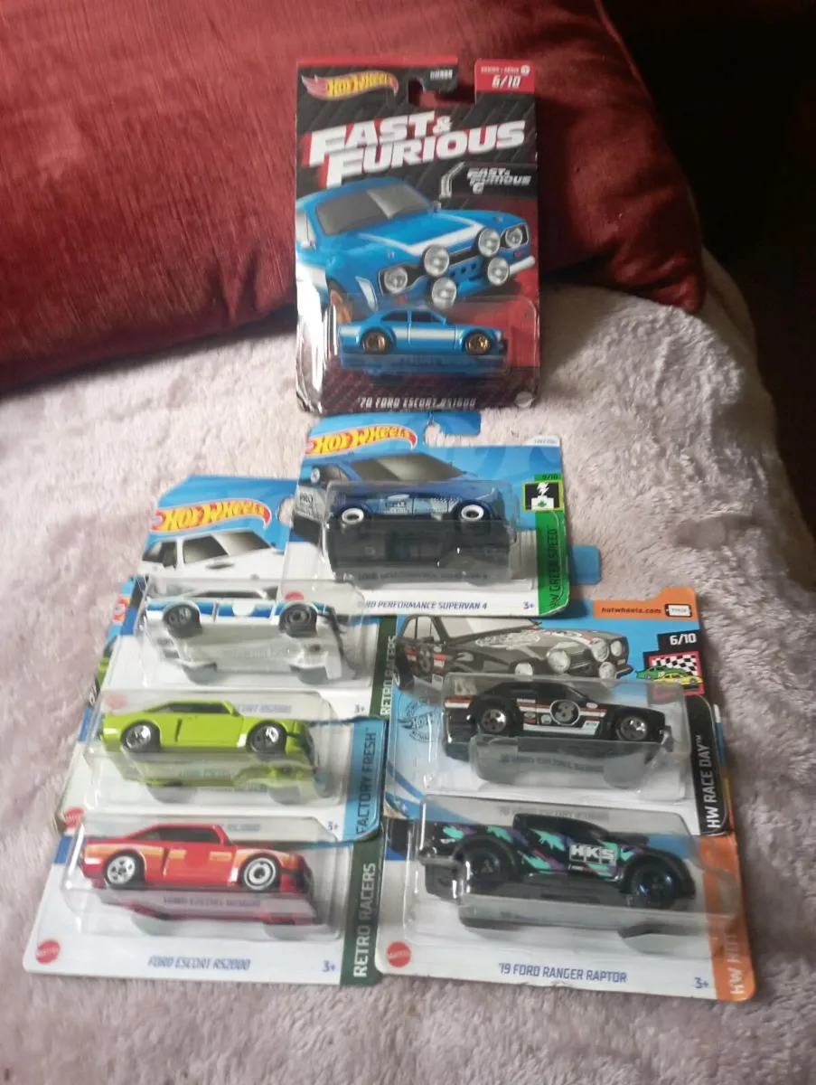 HOT WHEELS FORD ESCORTS DIE-CAST MODLES CARS - Image 1
