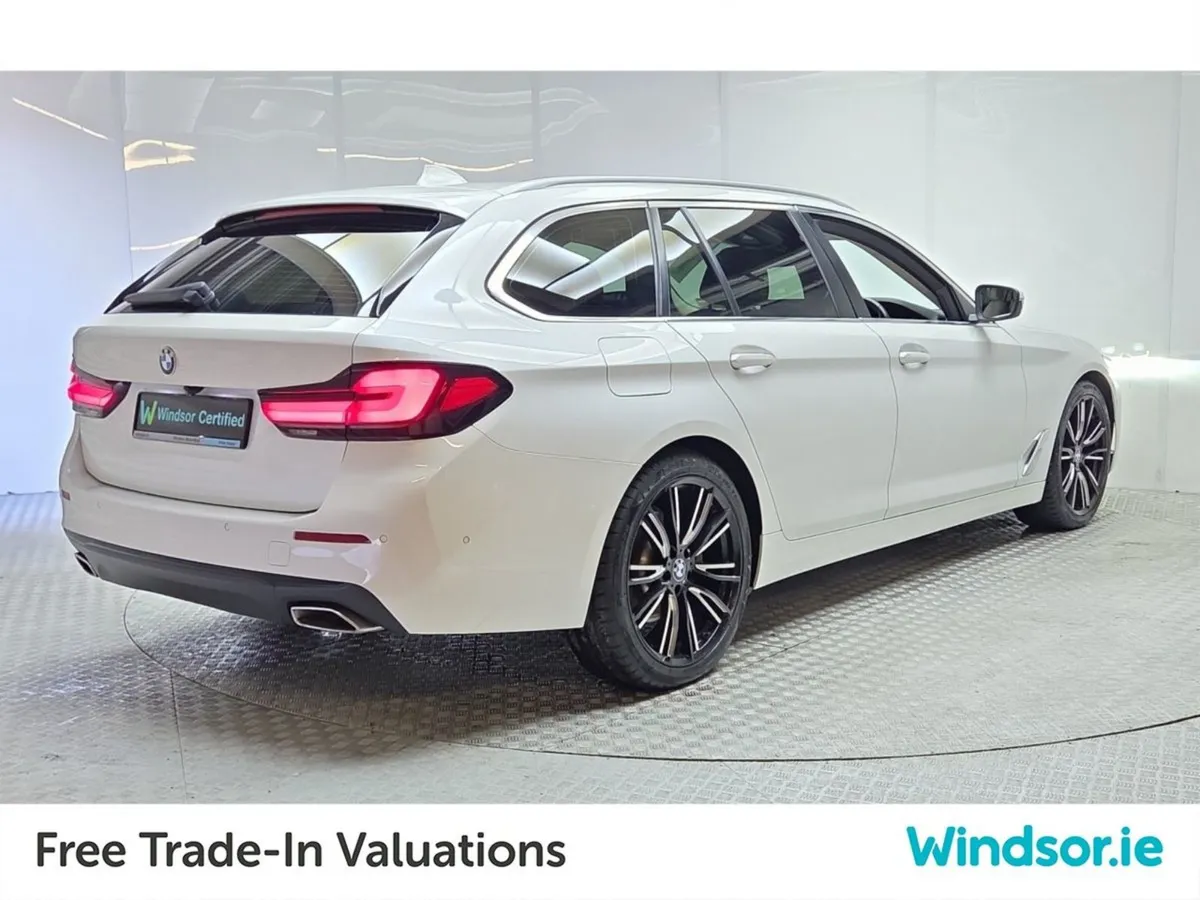 BMW 5 Series 520d SE Touring - Msport Alloys - Image 3
