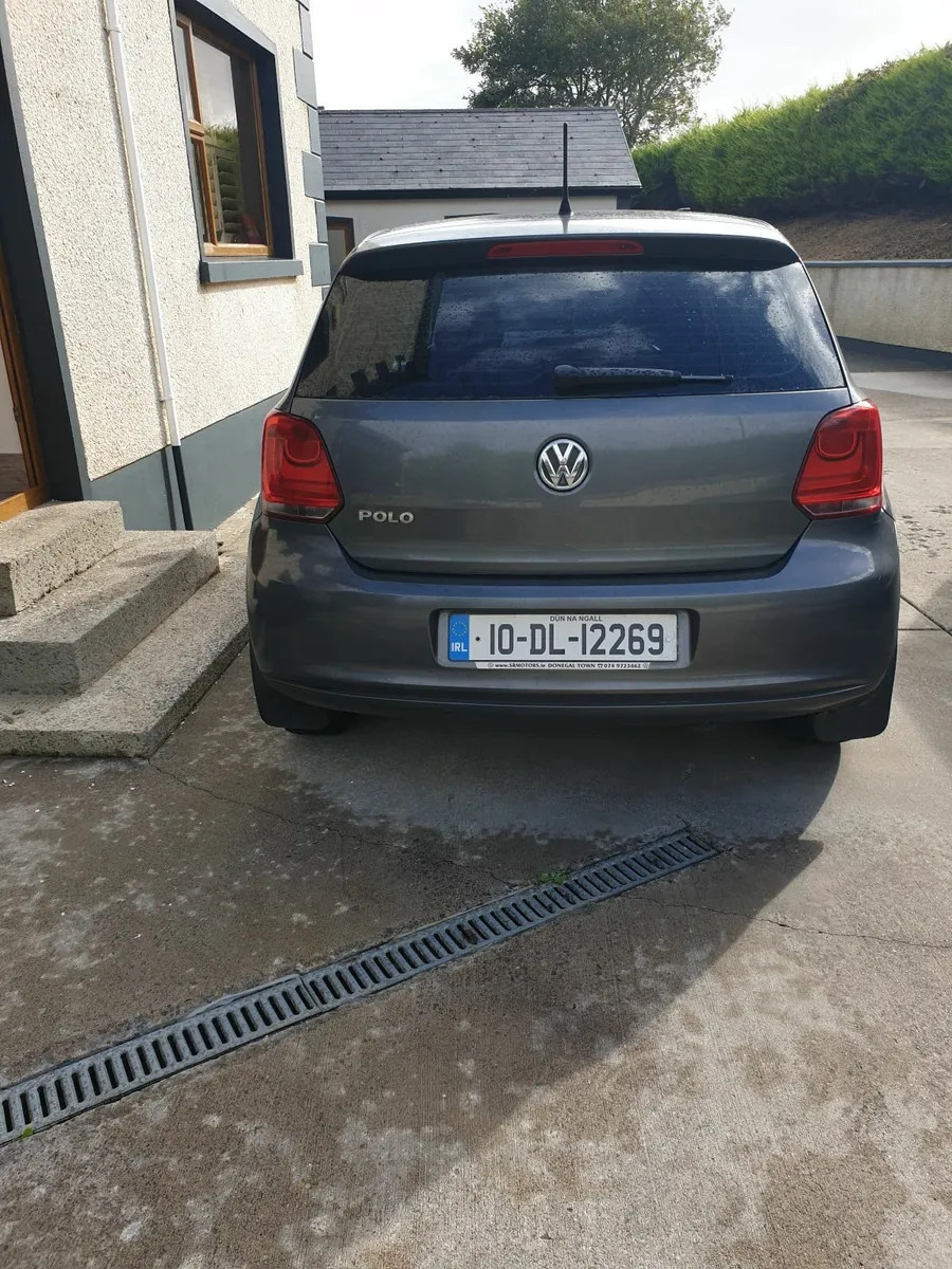 Volkswagen Polo 2010 - Image 2