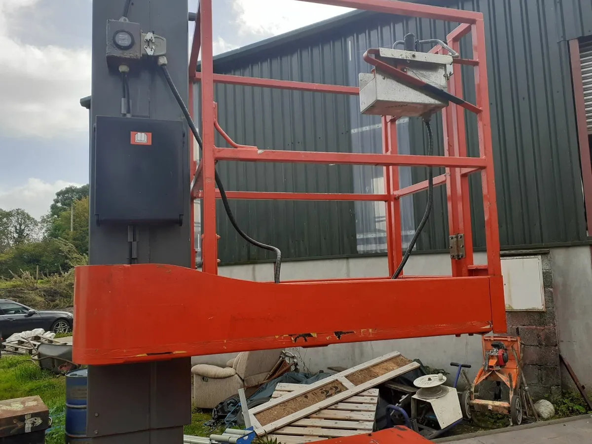 SKYJACK SJ16 SCISSOR LIFT - Image 1