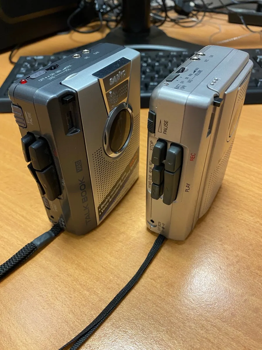 Vintage cassette Walkmans - Image 1